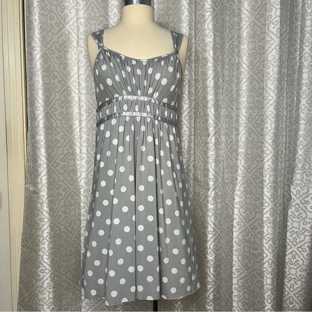 A Very Loose Sexy Dress - gray polka dot Alfani T2